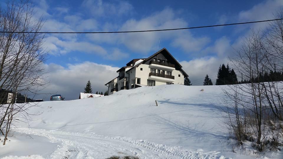 Maya House Hotel Predeál Kültér fotó