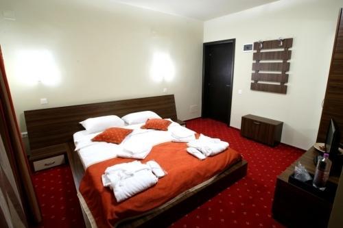 Maya House Hotel Predeál Kültér fotó